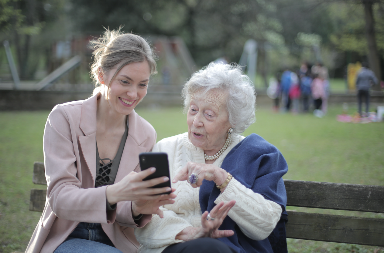 Ensuring Safe Home Care Services: Populife Smart Keybox Solutions for Elderly Care